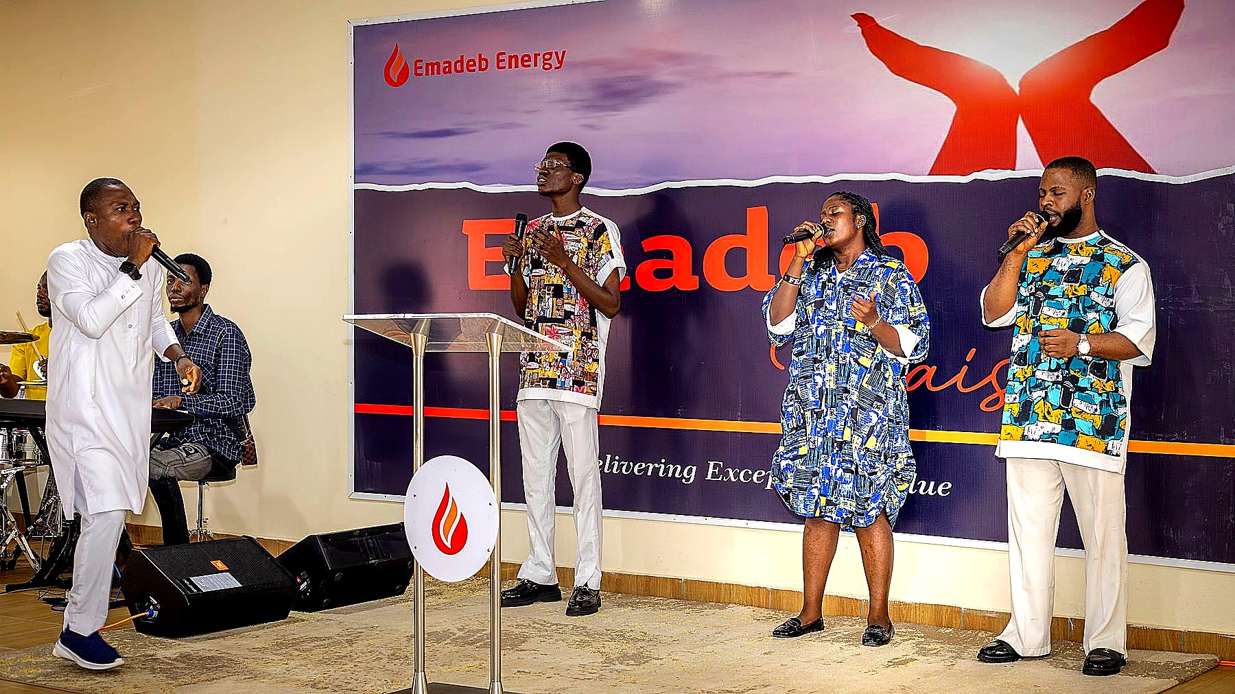 Emadeb Praise